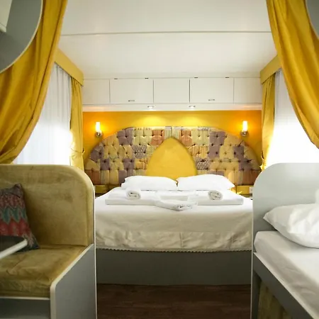 Cunda Fora Glamping Campsite