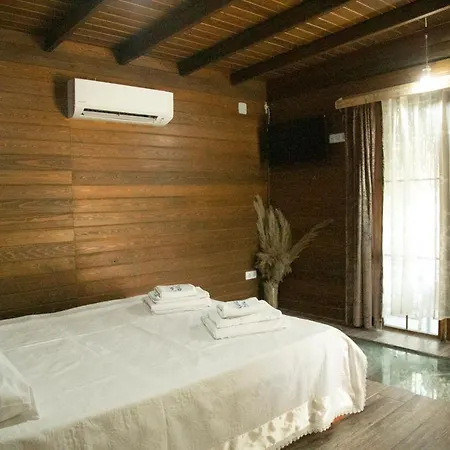 Cunda Fora Glamping Campsite