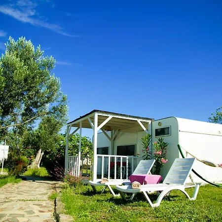 Cunda Fora Glamping Campsite