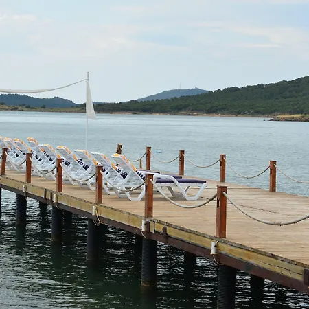 Szálloda Cunda Fora Glamping