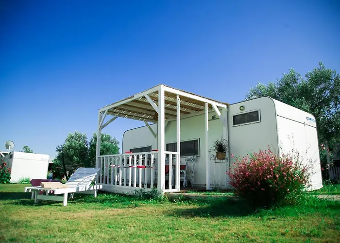 فندق Cunda Fora Glamping Sefacamlik