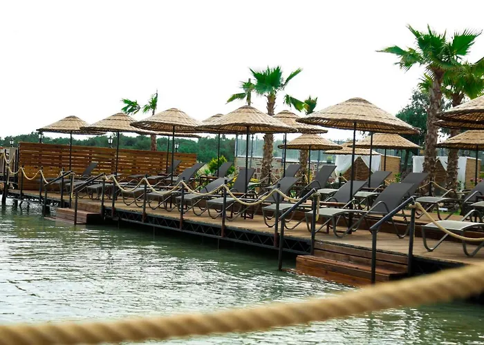 מלון Cunda Fora Glamping *