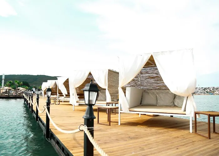 מלון Cunda Fora Glamping Sefacamlik