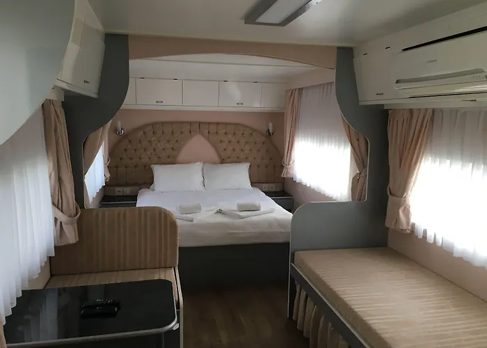 Cunda Fora Glamping فندق